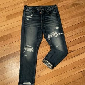 Women’s loose jeans size 6